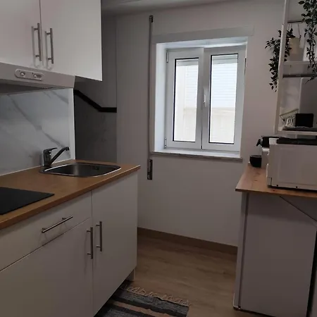 Casinha Da Marina - Totalmente Renovada Ναζαρέ
