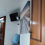 Casinha Da Marina - Totalmente Renovada Daire Nazaré